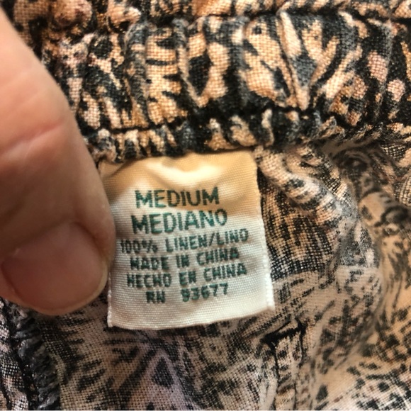 St. John’s Bay Linen Cropped Pant Border Print Patch Pockets - Picture 6 of 7